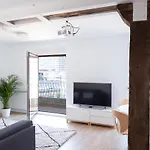 Apartment Next Center Bus & Train Station Free Wifi