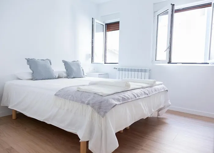 Next Center Bus & Train Station Free Wifi *