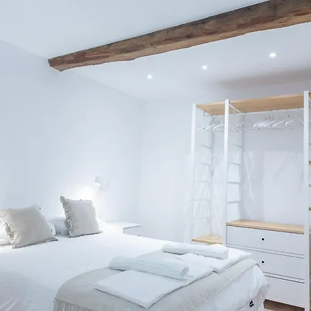 Apartmán Next Center Bus & Train Station Free Wifi *