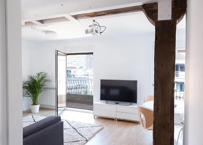 公寓 Next Center Bus & Train Station Free Wifi