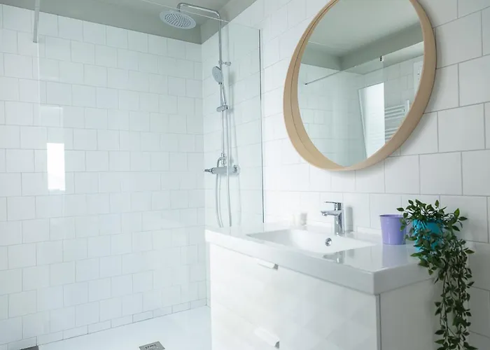 Next Center Bus & Train Station Free Wifi 公寓 圣塞瓦斯蒂安